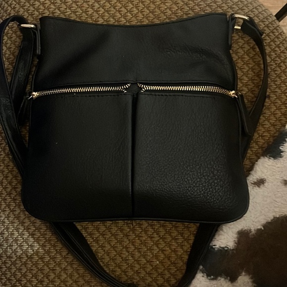 Purse - Picture 1 of 1
